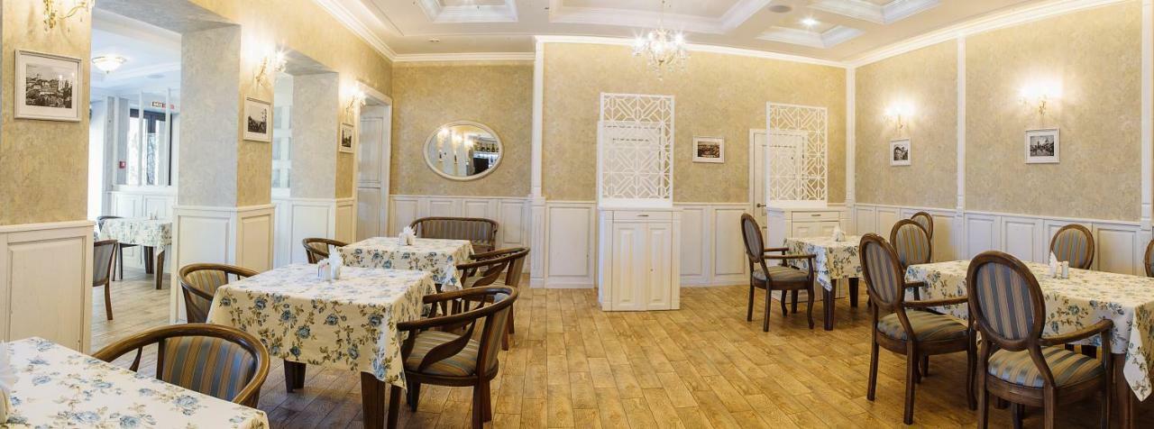 Отельно-Ресторанный Комплекс Златогор Lubny Exteriér fotografie